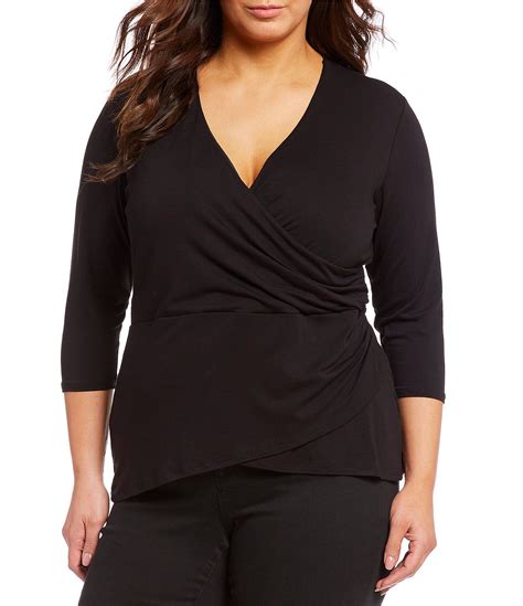 00 Trending at $19. . Vince camuto plus size tops